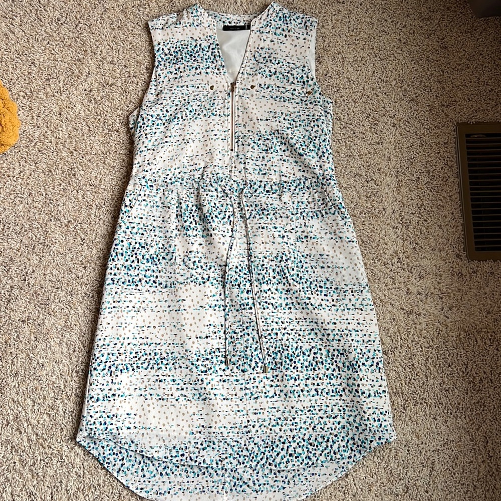 Apt 9 white, blue, gold dress